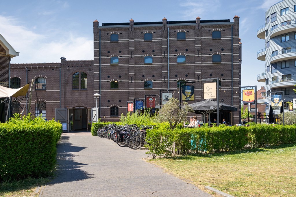 44. Surinamestraat 123, Utrecht.jpg
